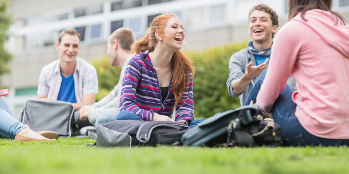 o-HAPPY-UNIVERSITY-STUDENTS-LAUGHING-facebook_0.jpg